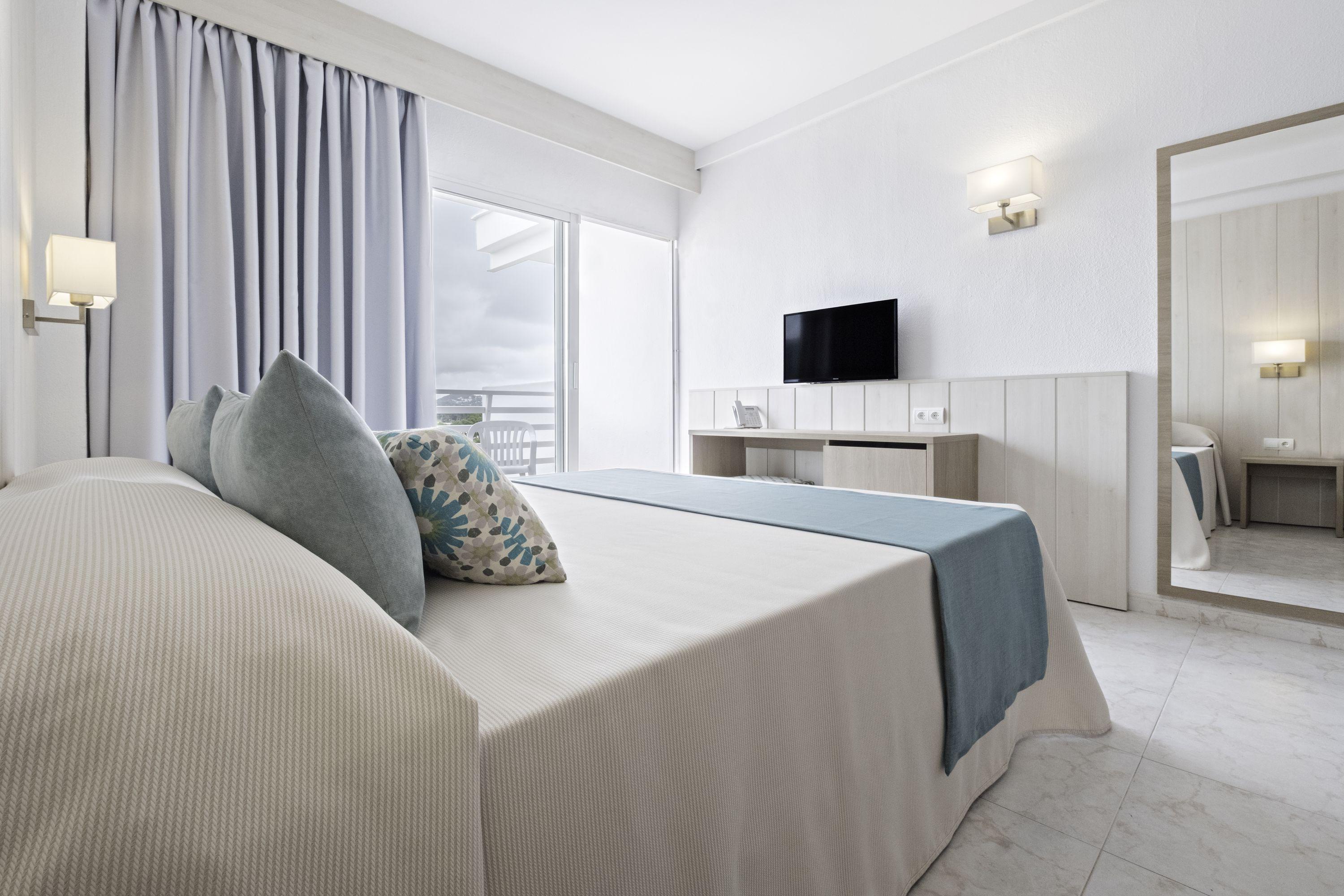 Azuline Hotel Palmanova Garden Extérieur photo